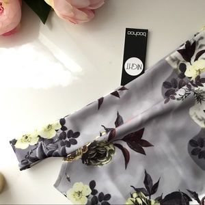 🌸 NWT Floral Bodycon Midi Dress