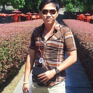 Meet your Posher, Phi