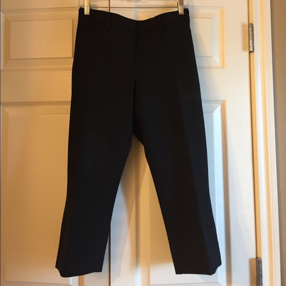 Black or Blue cropped pants