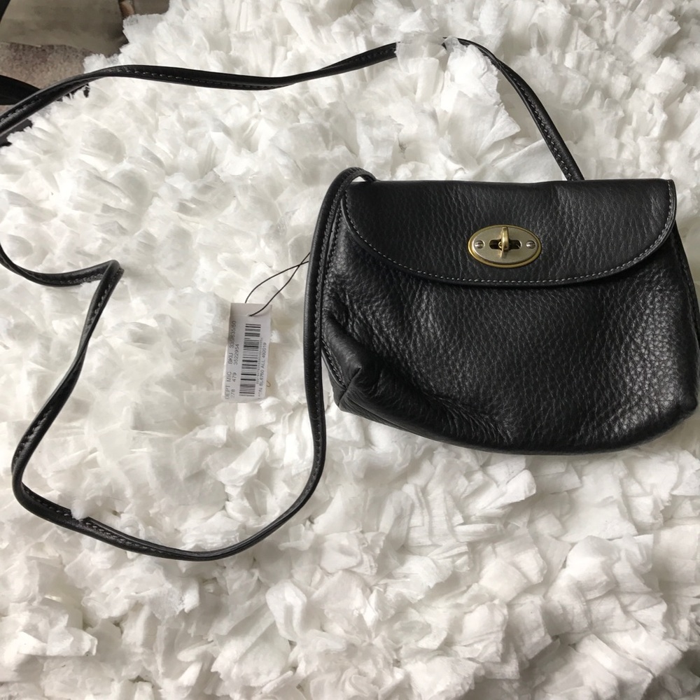 Cute fossil cross body ❤️