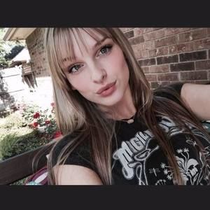 Meet your Posher, Alison