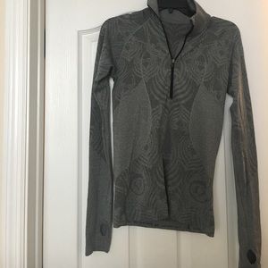 Lululemon Pullover