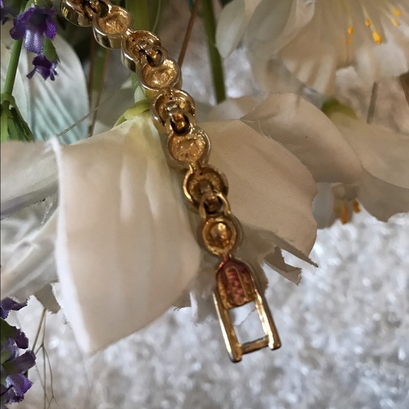 Beautiful Swarovski bracelet by MOD - Picture 3 of 4