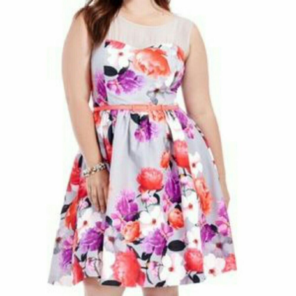 🎉HP🎉City Chic Belted Floral Dress