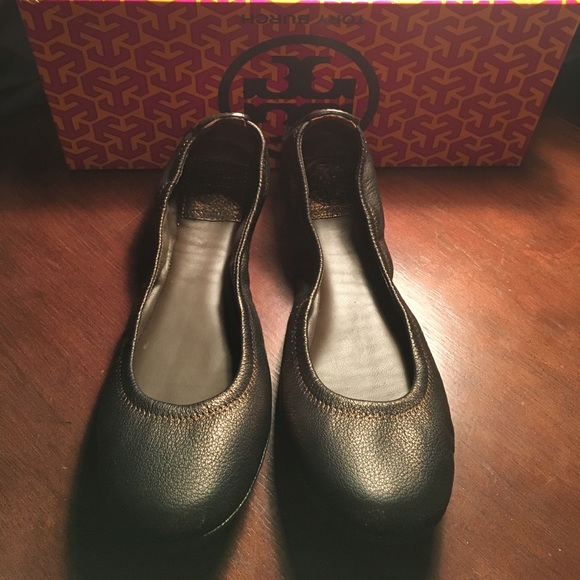 Tory Burch Shoes - NWT Tory Burch Eddie Metal washed leather bronze