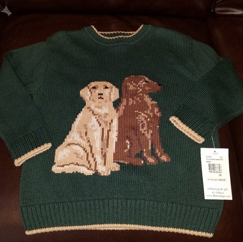 Pullover sweater