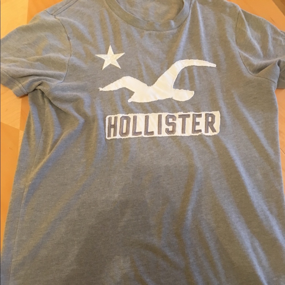 Hollister T-shirt