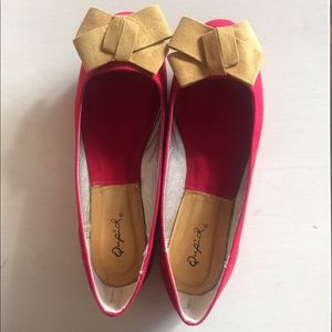 Red and Mustard Flats