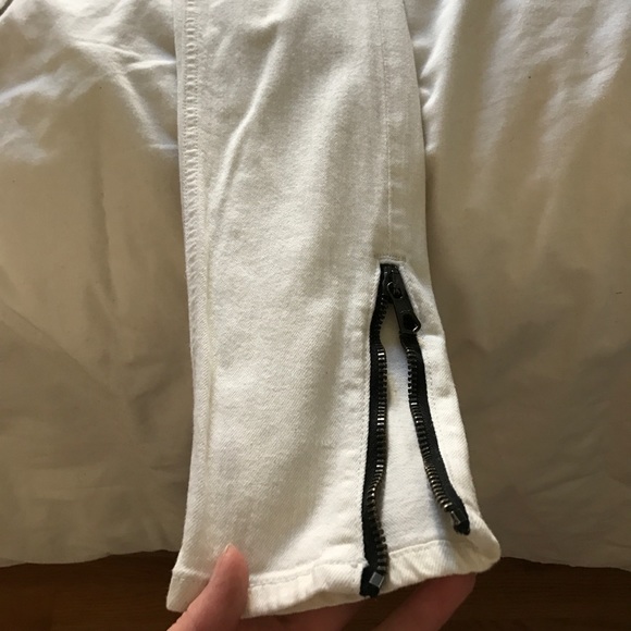 SOLD 🚫 Rag & Bone jeans - Picture 2 of 3