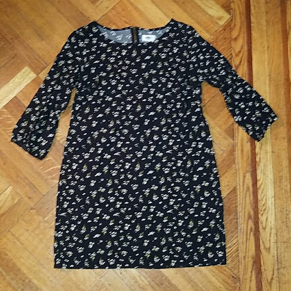 Shift Dress bundle w/ free layered necklace - Picture 4 of 5