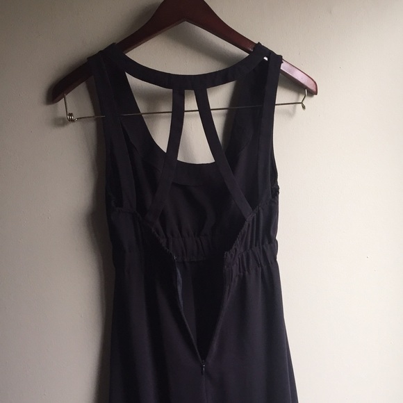 High low dress with strap back - Picture 4 of 5