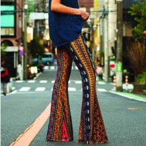 Novella royale printed bell bottoms boho med