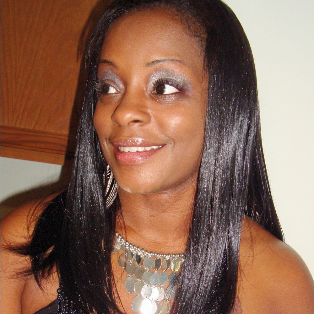 Meet your Posher, Sabrina