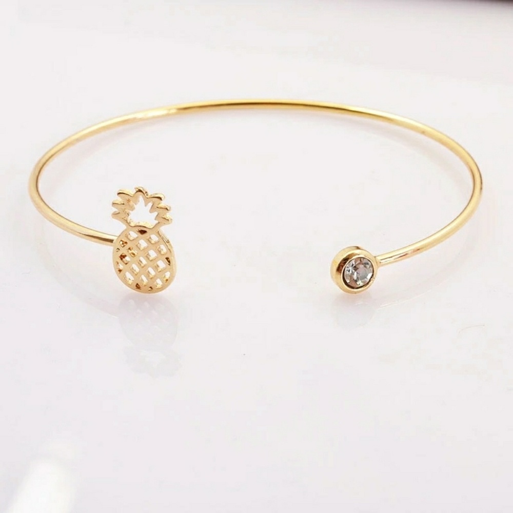 Pineapple Bracelet - Picture 3 of 7