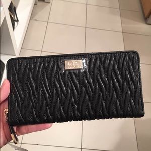 Brand New Coach Leather zip Wallet