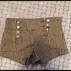 High waisted stripe shorts