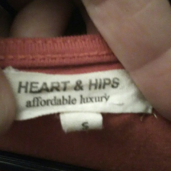 Small woman's shirt - Picture 2 of 4