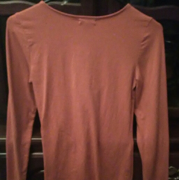 Small woman's shirt - Picture 4 of 4