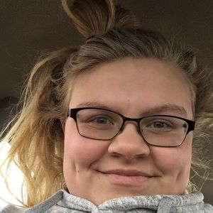 Meet your Posher, Kendra