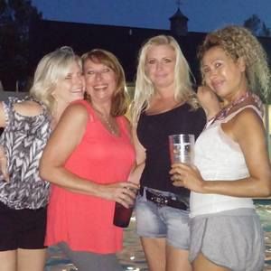 Meet your Posher, Suzanne