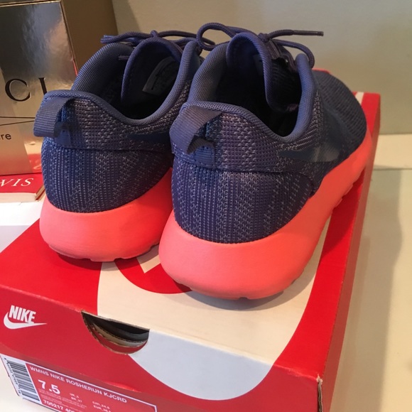 Nike Roshe Run 😍 - Picture 3 of 5