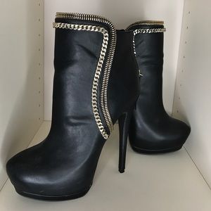 Bebe Olivia booties