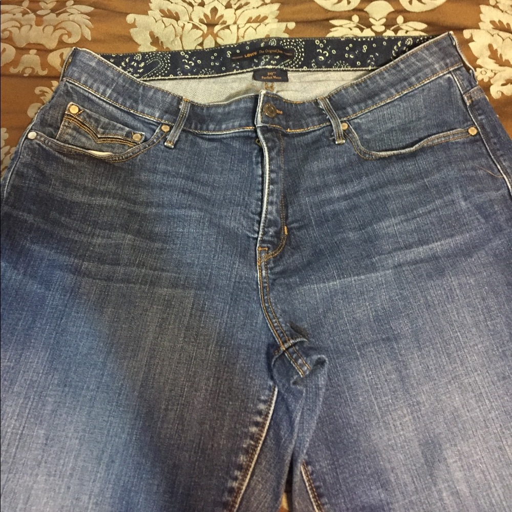 Levi's Women's perfect waist 525 bootcut jeans