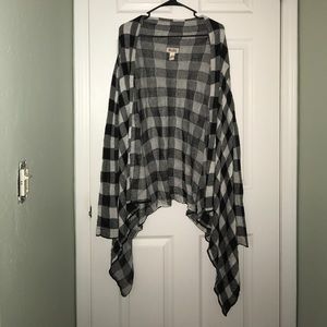 Mudd White/Black Plaid Cardigan