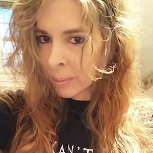 Meet your Posher, Beverly