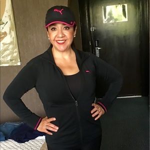 Meet your Posher, Raquel