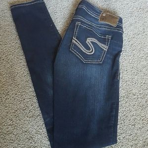 Suki Silver Denim Co. Skinny Jeans