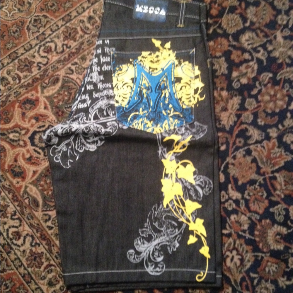 Mecca blue jeans with graphics size 34