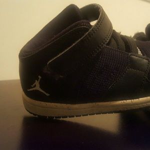 Toddler shoes 9