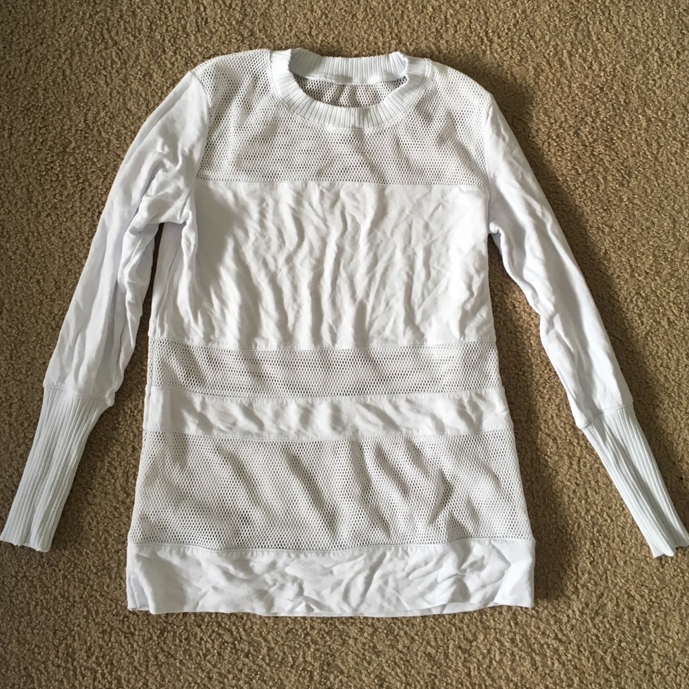 Alo Yoga long sleeve mesh top