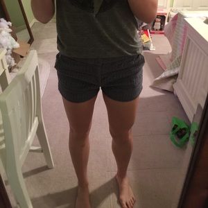 *SOLD* Gap shorts
