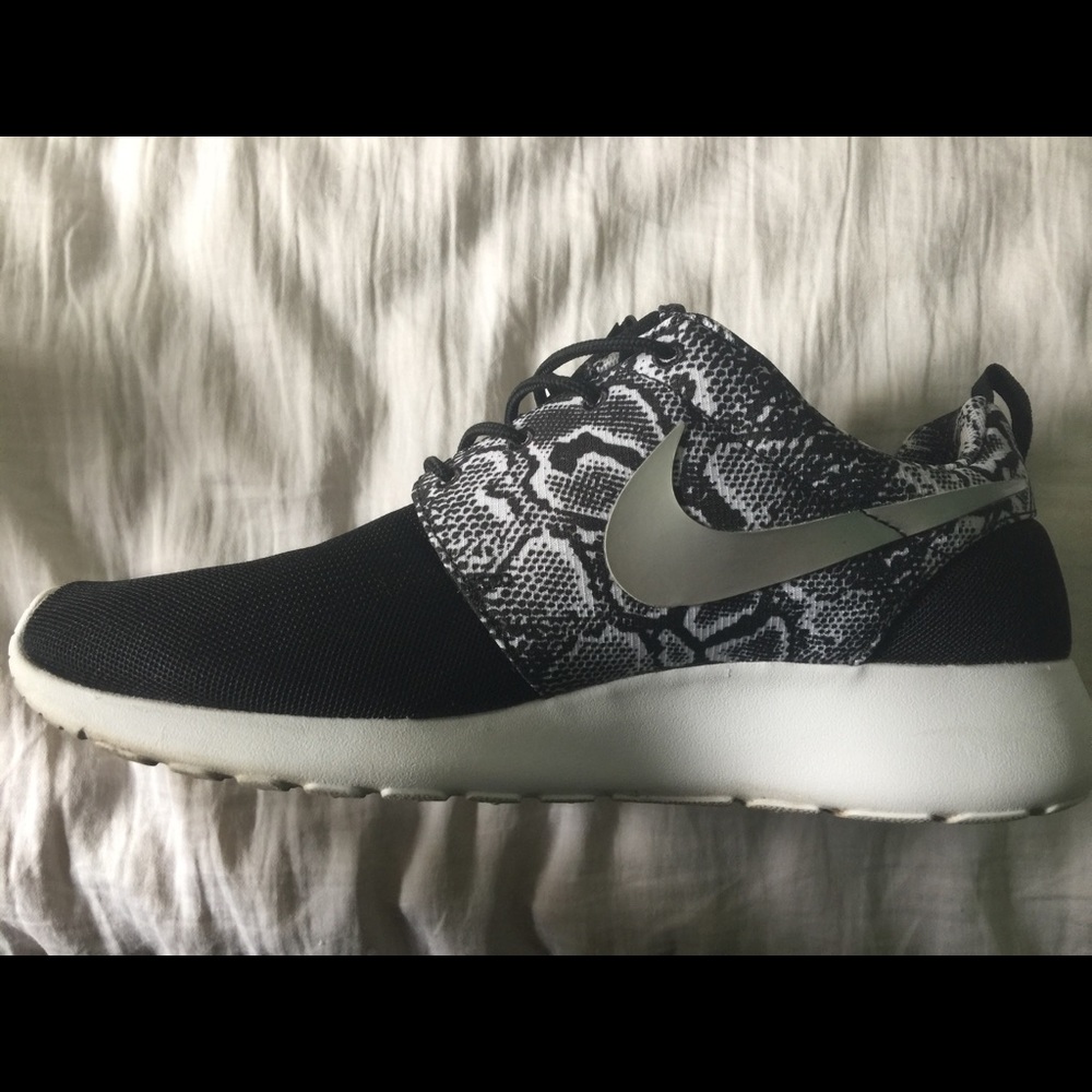 Nike Roshes