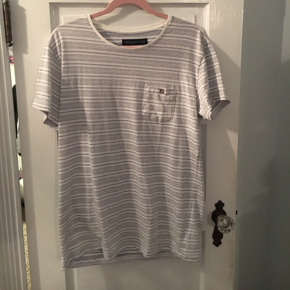 Men's t shirt