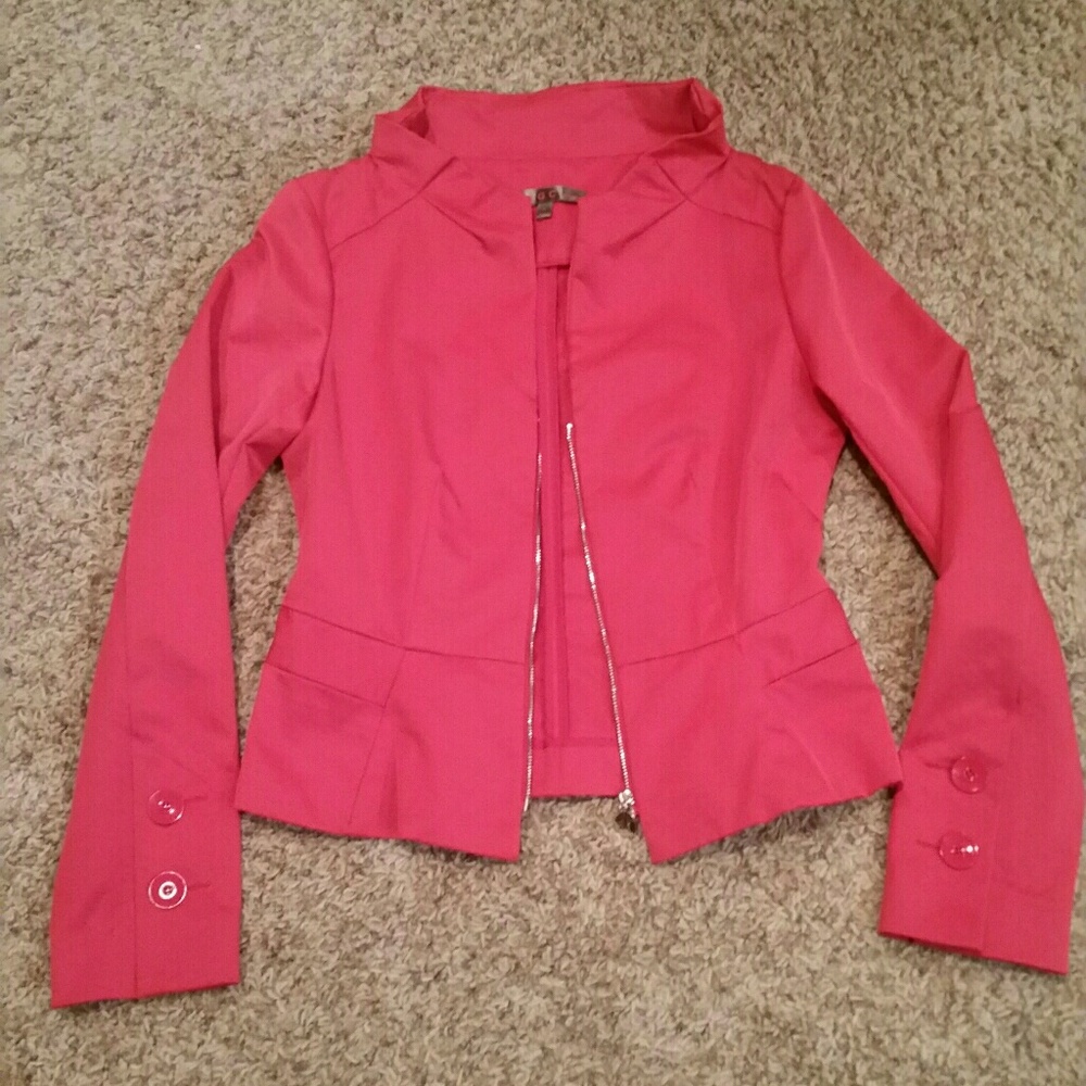 3 fkr $20. Red Fitted Blazer