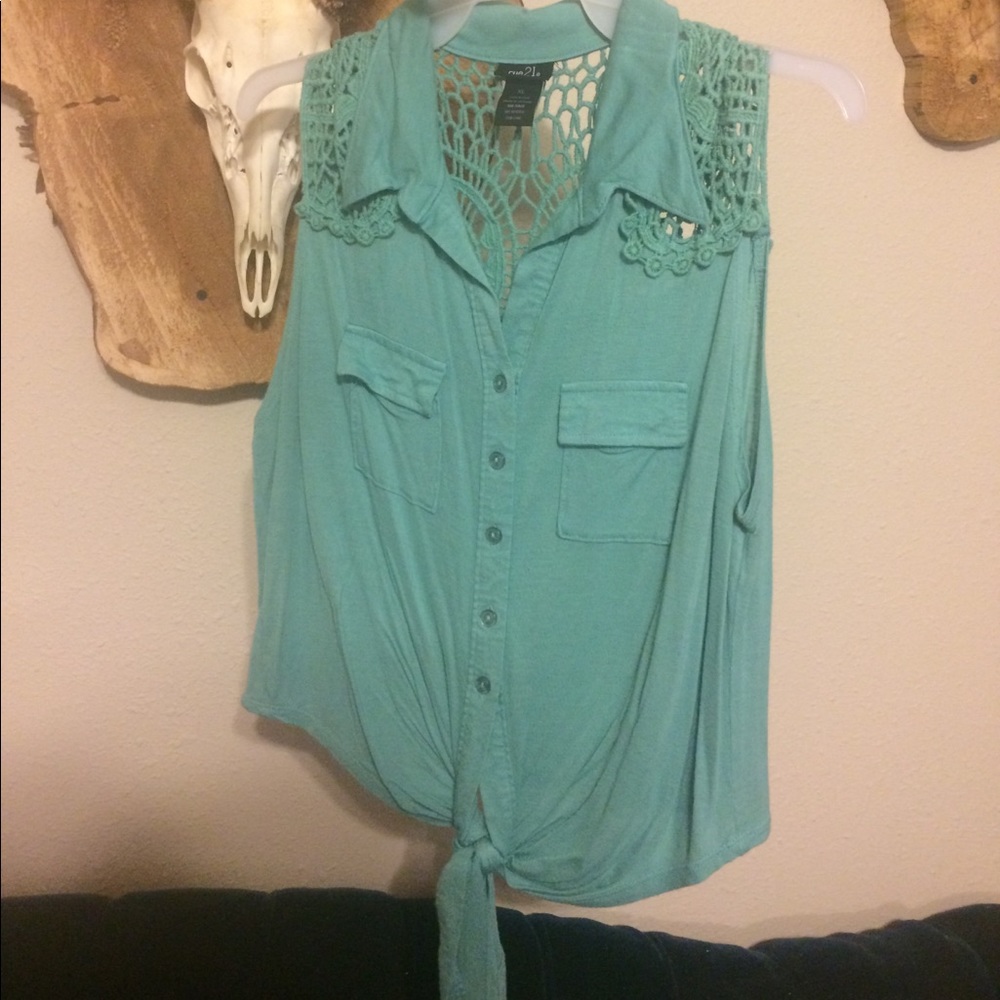 Rue 21 shirt
