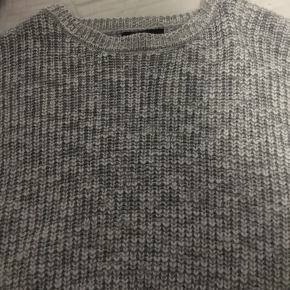 Forever 21 Sweaters - grey knit cropped sweater