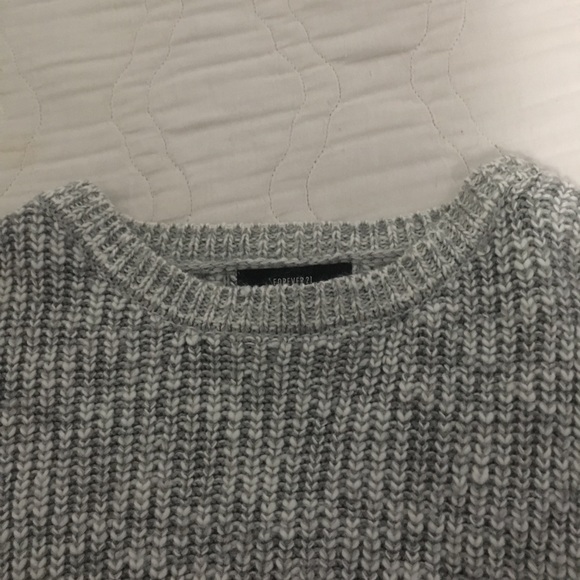 grey knit cropped sweater - Picture 4 of 4