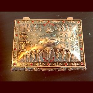 Pharaonic jewelry box