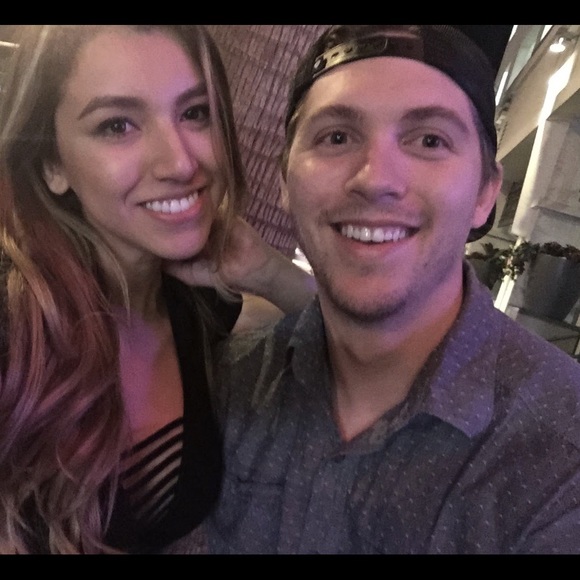 Meet your Posher, Karla - Picture 4 of 4