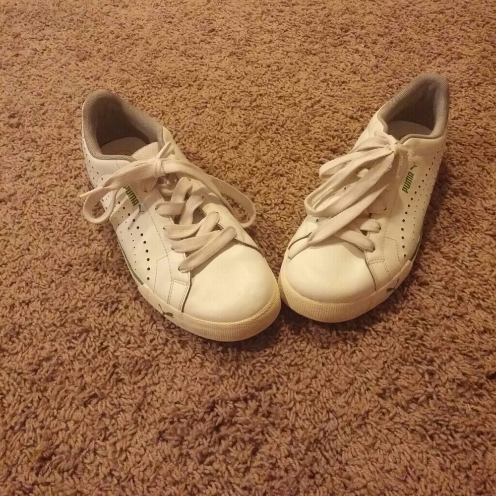 Vintage Puma Tennis Shoes