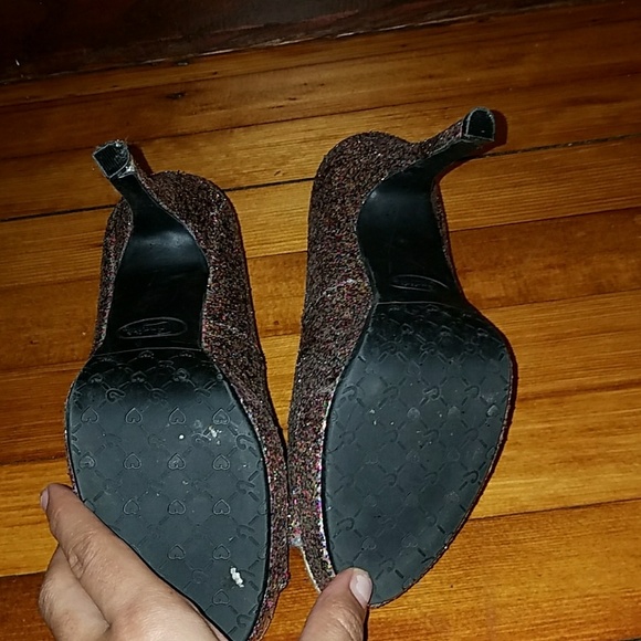 Platform 4.5" Heels - Picture 2 of 2