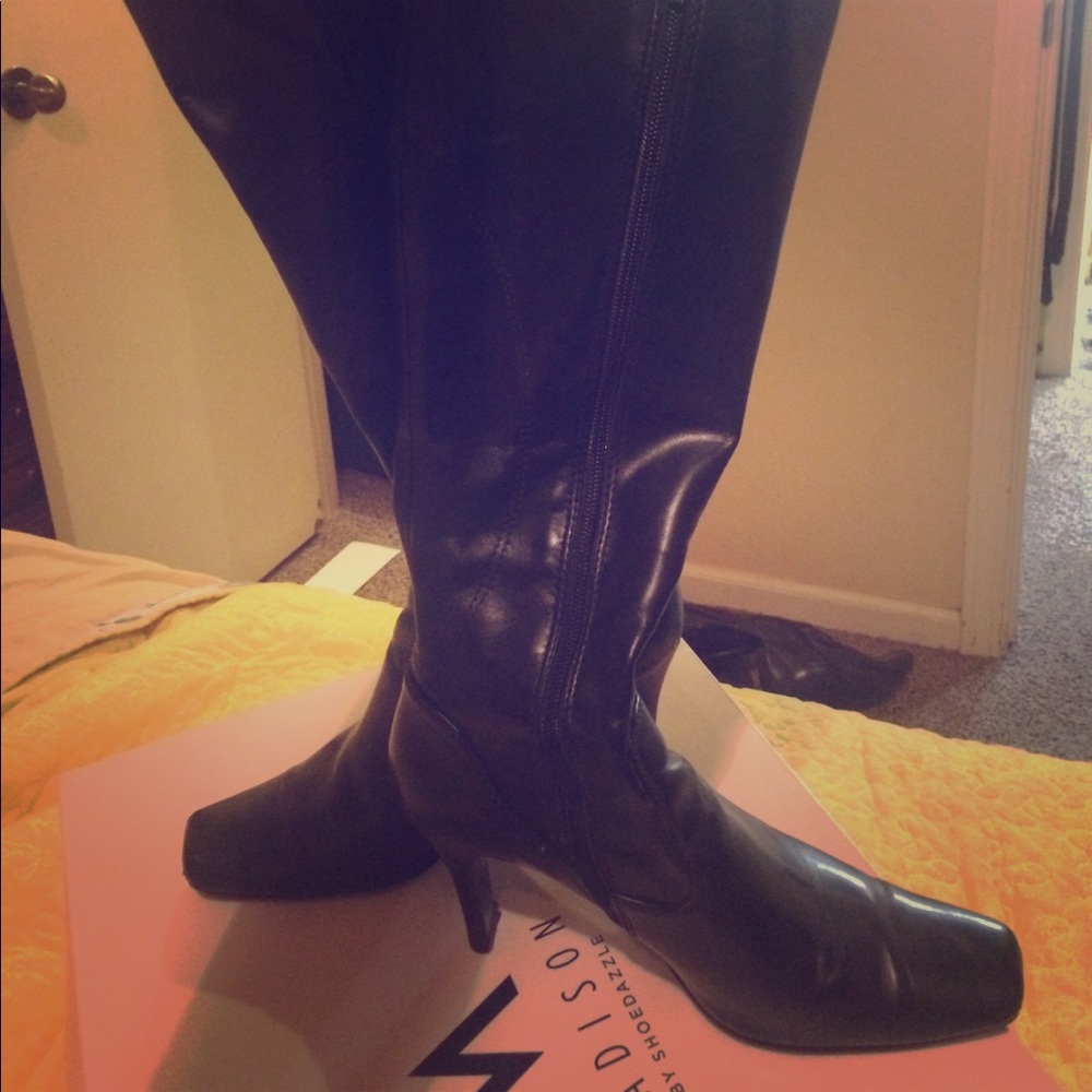 Black Heeled Boot