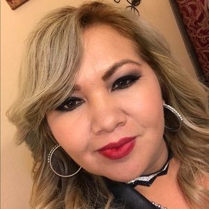 Meet your Posher, Lourdes