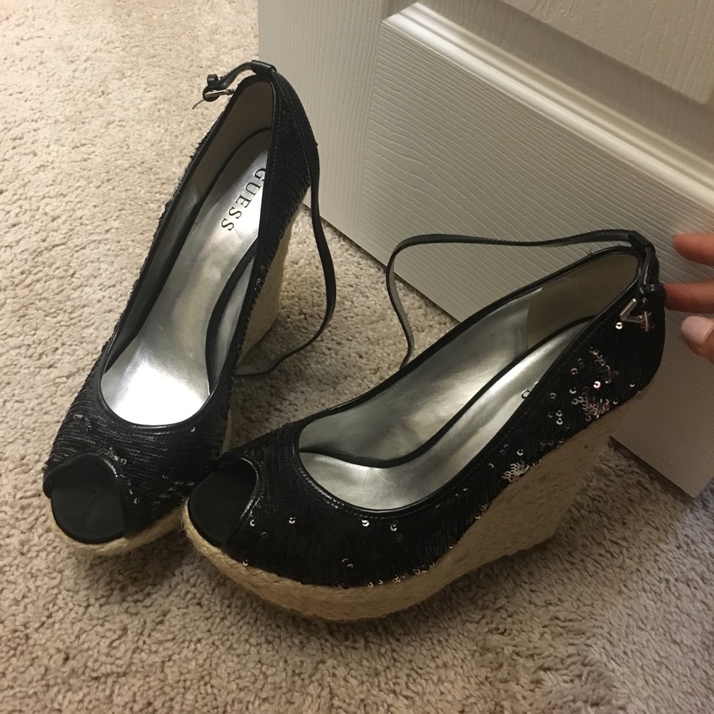 Black sequined Guess size 8.5 wedges
