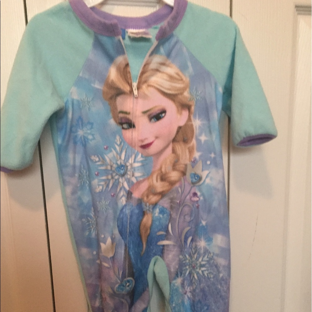Sleepwear