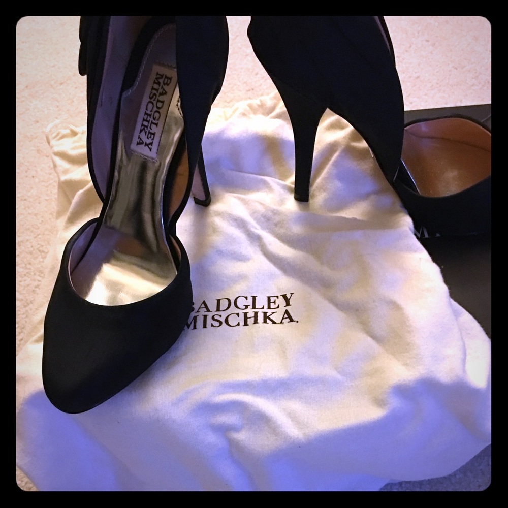 Badgley Mischka Black Heels